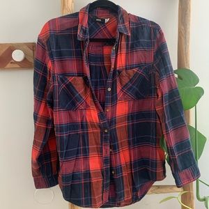 BDG Red & Dark Blue Flannel ✌🏼
